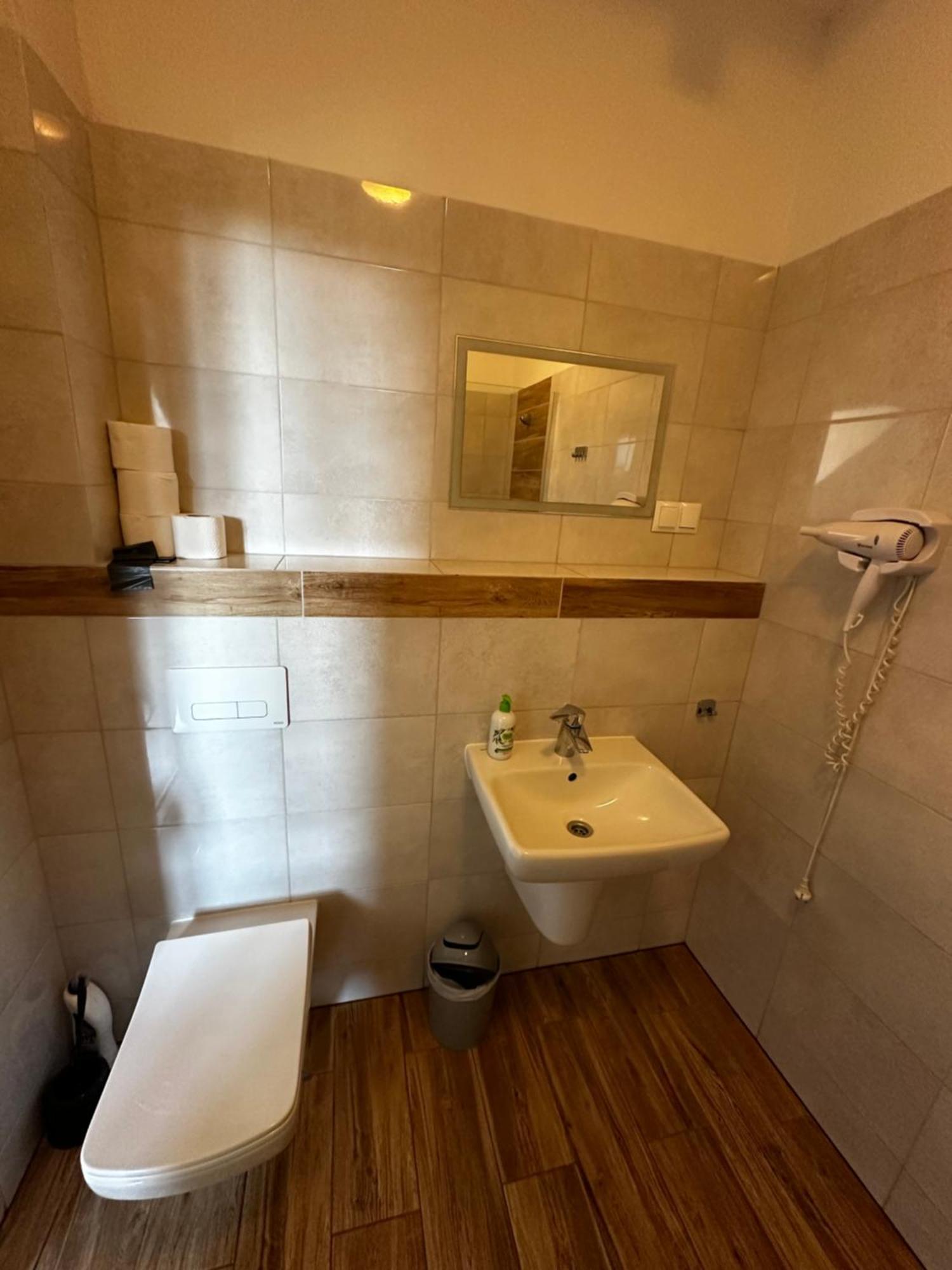 Agroturystyka Pod Grzywaczem Villa Sloszow Eksteriør bilde
